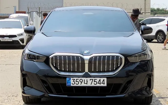 수원중고차할부수수료 5시리즈 (G60) 530e 매물 사진 18 - 2025/12 10,224km