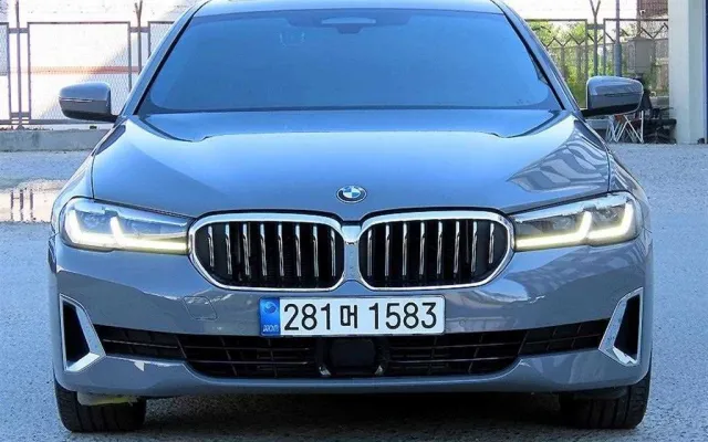 수원중고차할부수수료 5시리즈 (G30) 523d xDrive M 스포츠 매물 사진 6 - 2022/04 61,987km