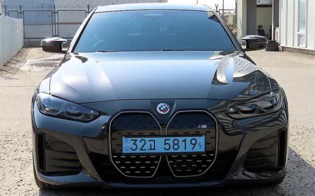 수원중고차할부수수료 i4 M50 매물 사진 16 - 2023/02 90,732km